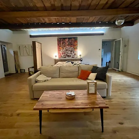 Phreude Loft Apartment *